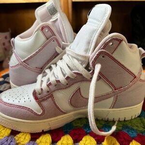 Nike Barley Rose High tops